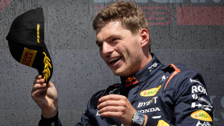 Max Verstappen ist nicht zu bremsen und befindet sich auf den Spuren von Michael Schumacher.