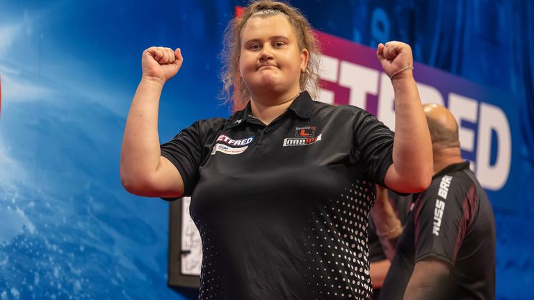 Beau Greaves won the Women's World Matchplay and now she will make her debut at the Grand Slam of Darts this weekend