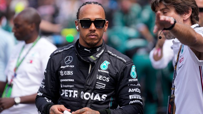 Lewis Hamilton est dans les six derniers mois de son contrat Mercedes