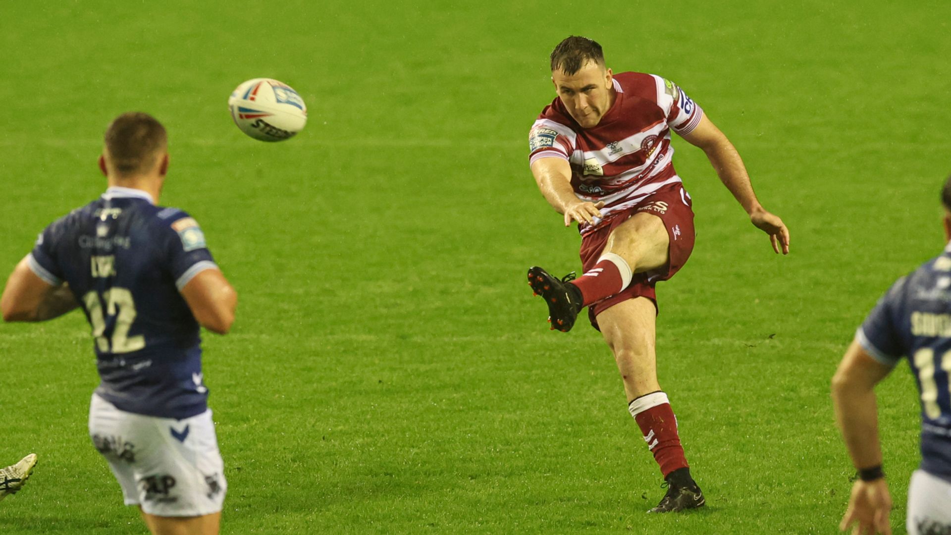 Wigan's Smith stuns Hull FC in golden point | Salford, Saints both triumph
