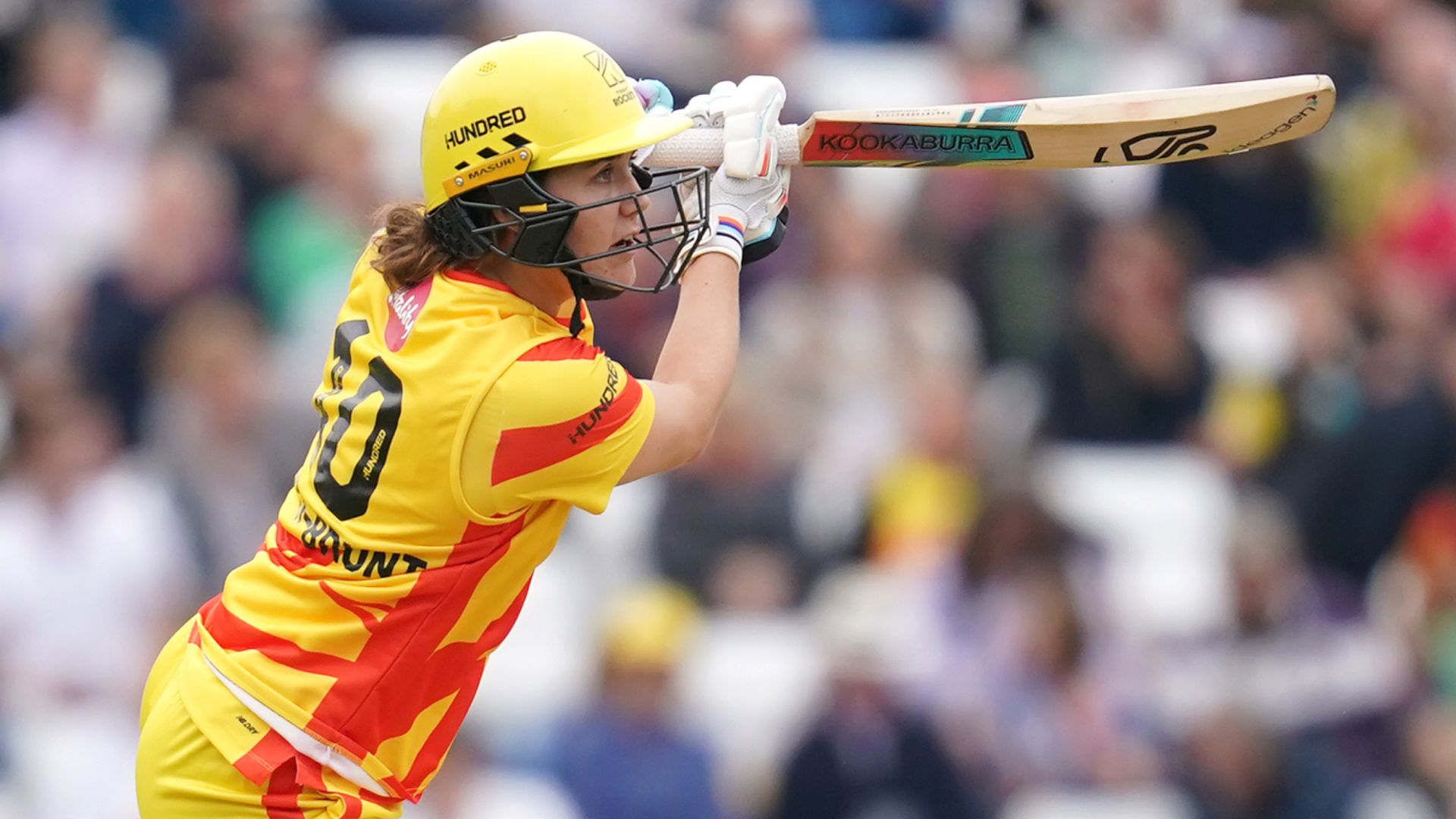 Sciver-Brunt fires Rockets to victory with four sixes against Spirit
