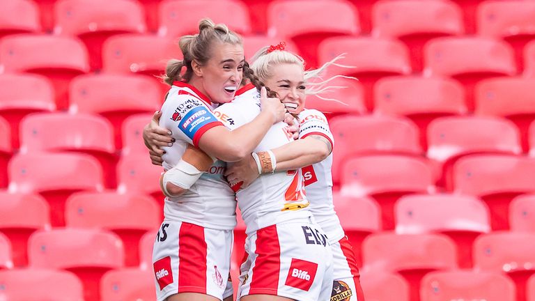 Three quick tries put St Helens in control in the first half 