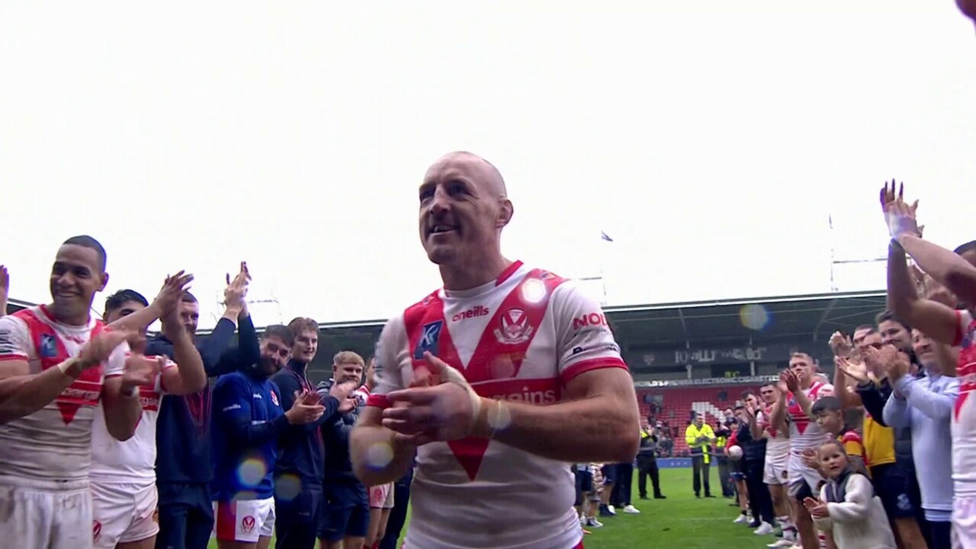 Roby given guard of honour