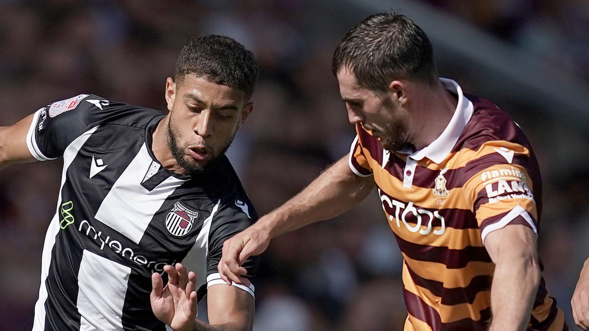 Gilliead strikes late as Bradford fight back to hold Grimsby