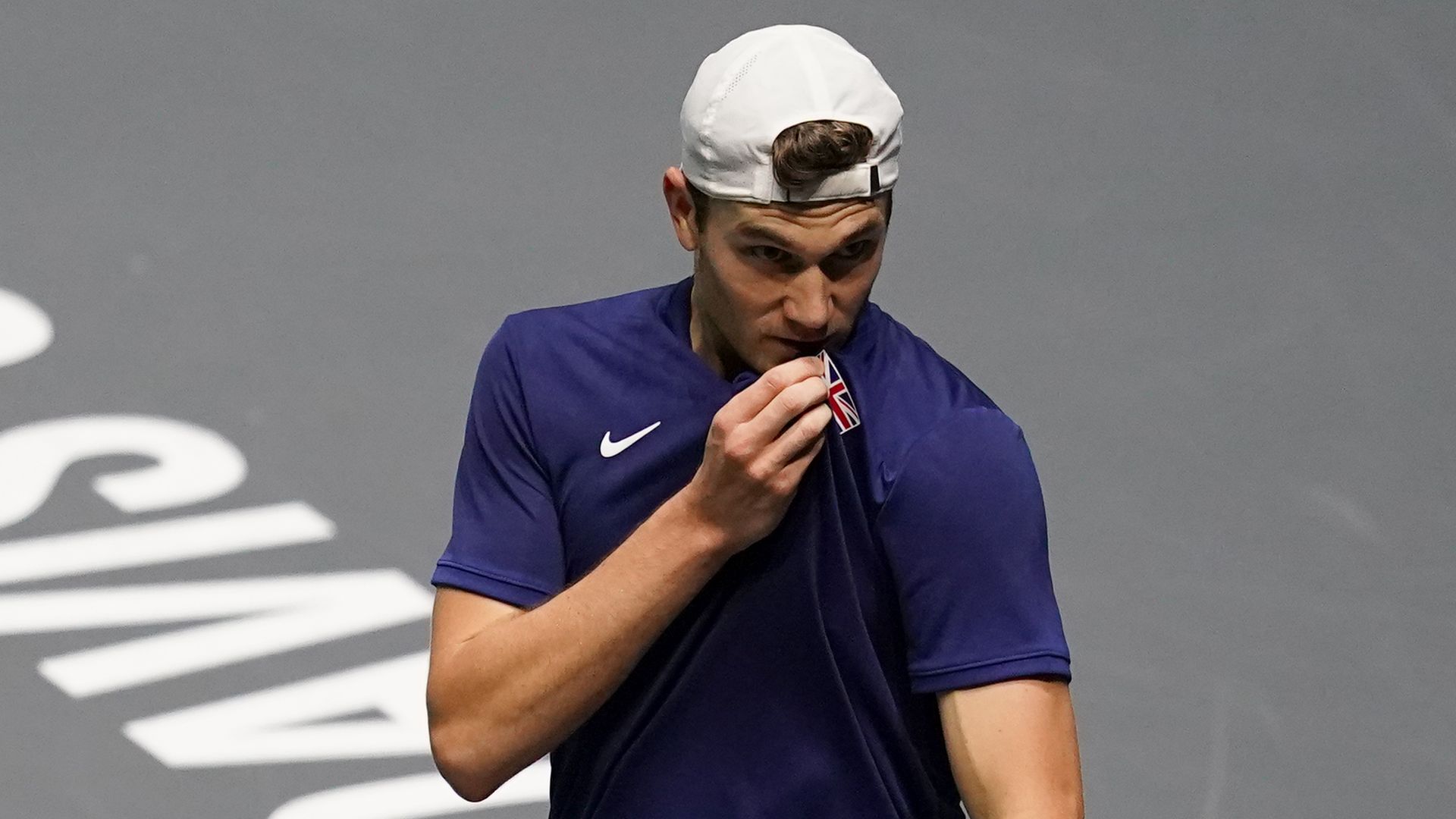 Draper delights Manchester crowd with opening Davis Cup win