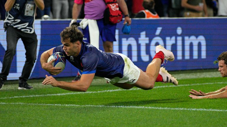 France's Damian Penaud registered a hat-trick at the Stade Velodrome 