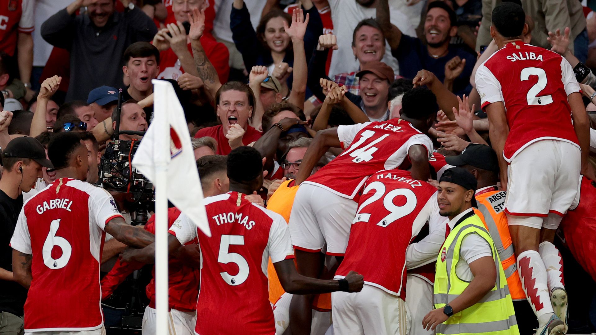 Arteta: Arsenal showed courage in 'big win' | Pep: We'll bounce back