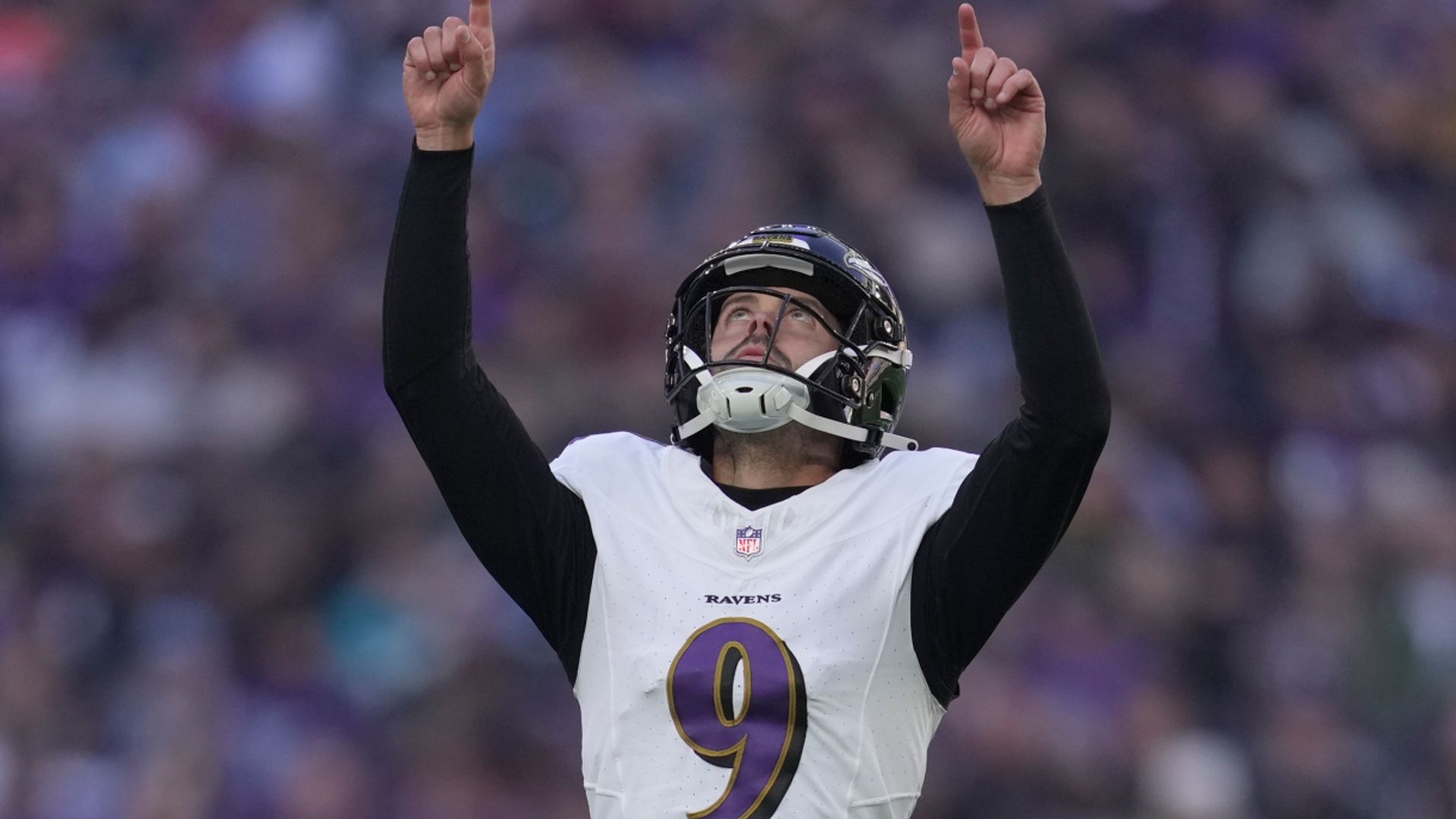 Tucker kicks Ravens to victory over Titans at Tottenham