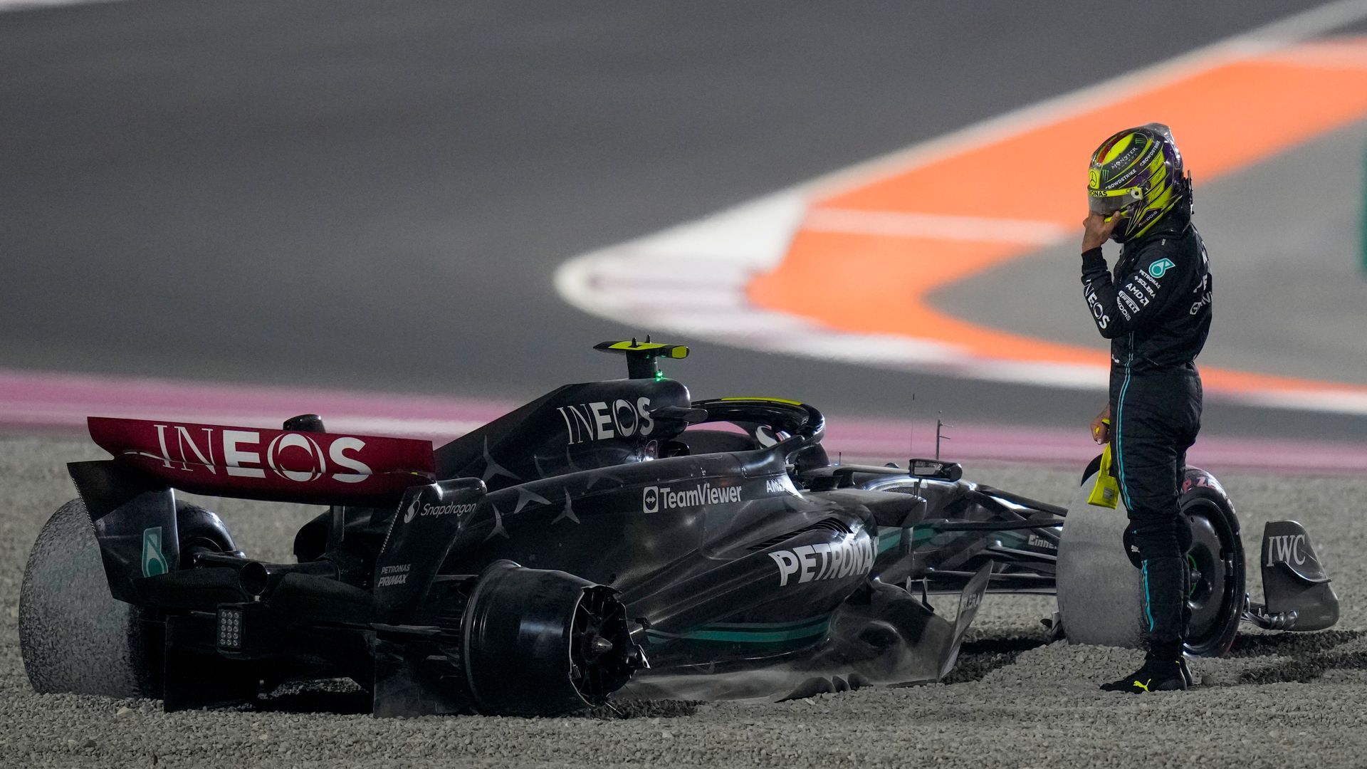 Qatar GP: Verstappen leads after Hamilton-Russell crash at start LIVE!