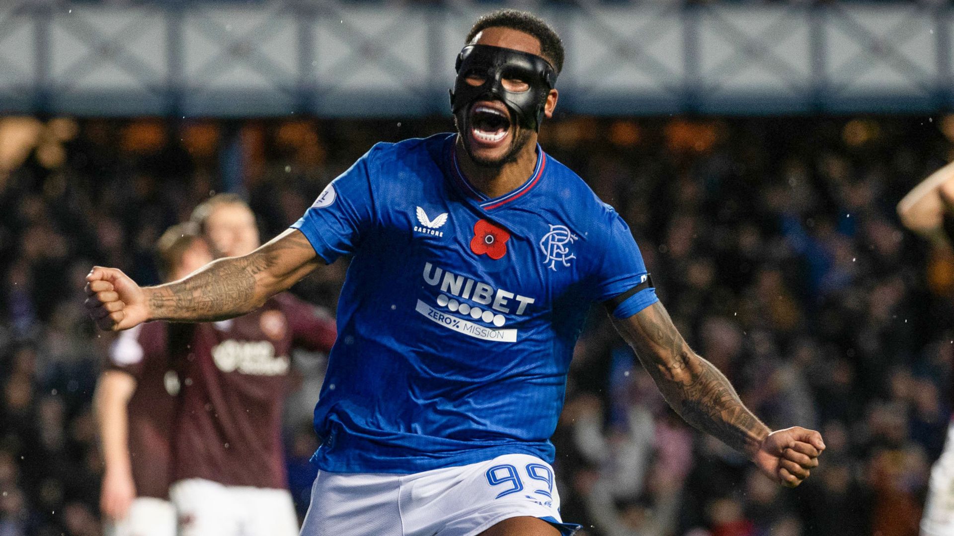 Rangers stun Hearts with late comeback win to close gap on Celtic