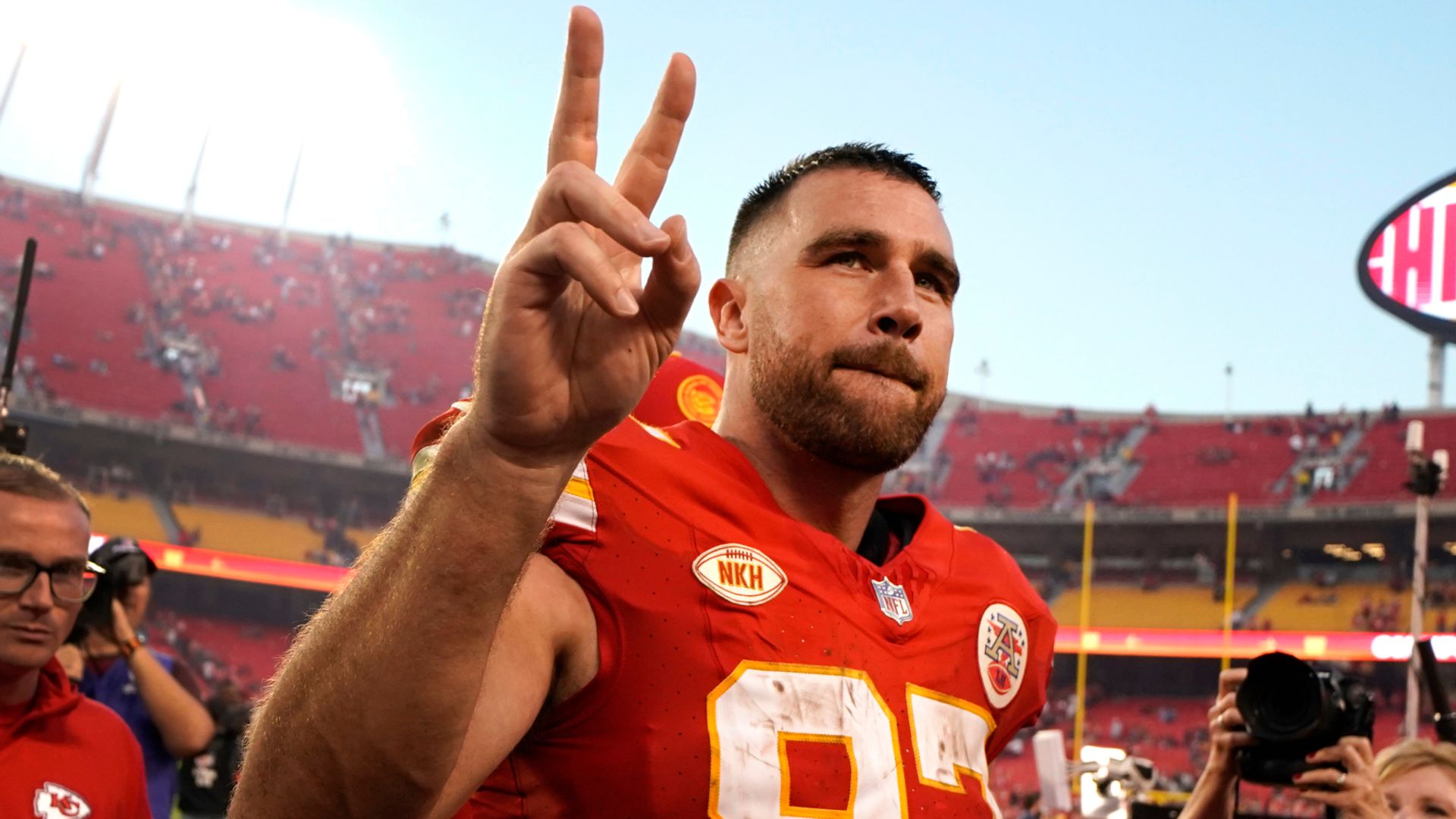 Reid: Kelce getting better with time - Taylor Swift can stay!