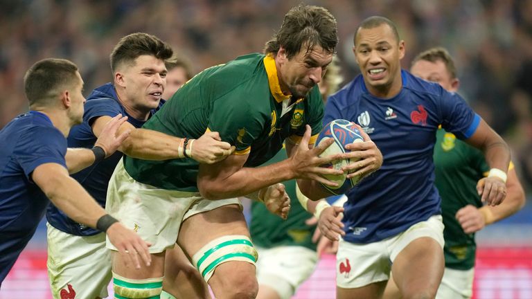 Etzebeth surged for the line to score the match-winning try for South Africa