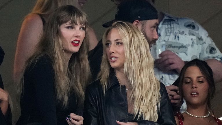 Taylor Swift was in attendance to watch Travis Kelce and the Kansas City Chiefs