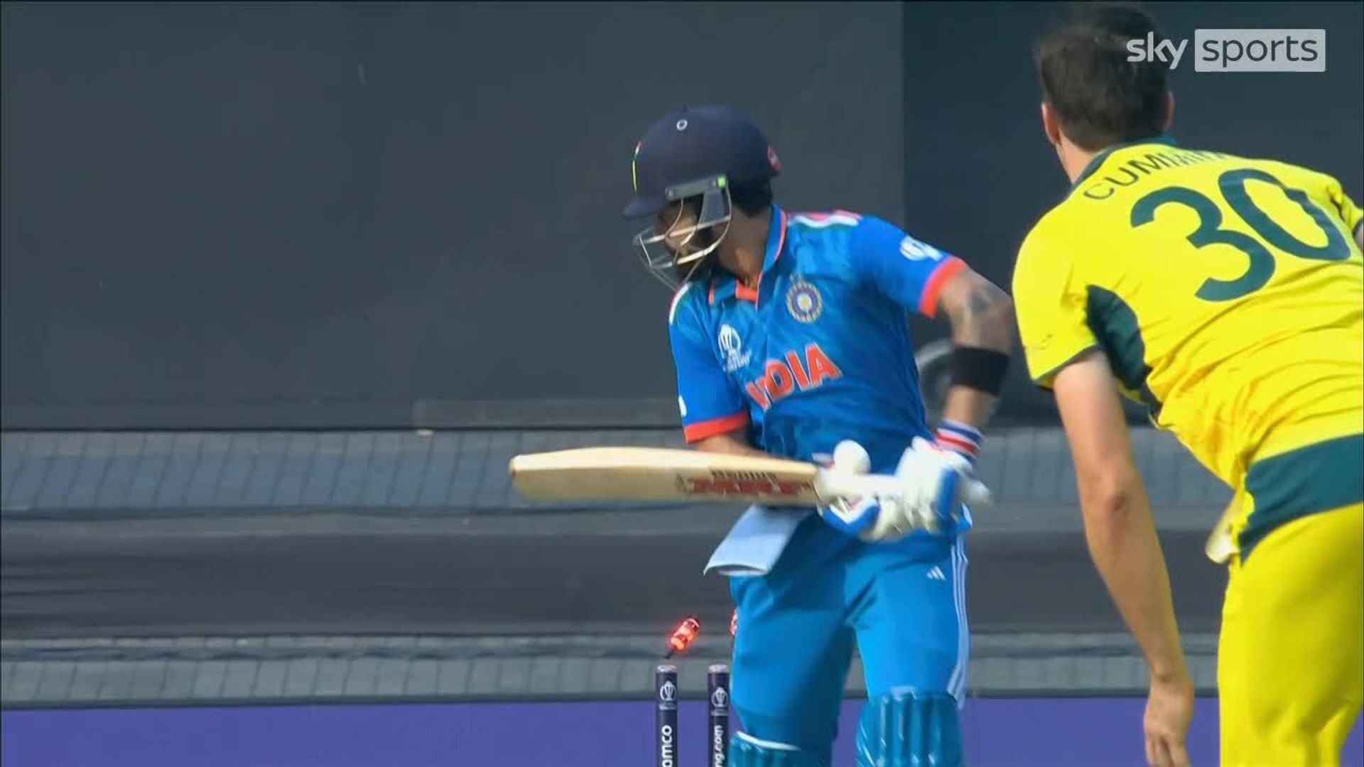 'Massive blow' - India rocked and crowd silenced as Kohli falls to Cummins