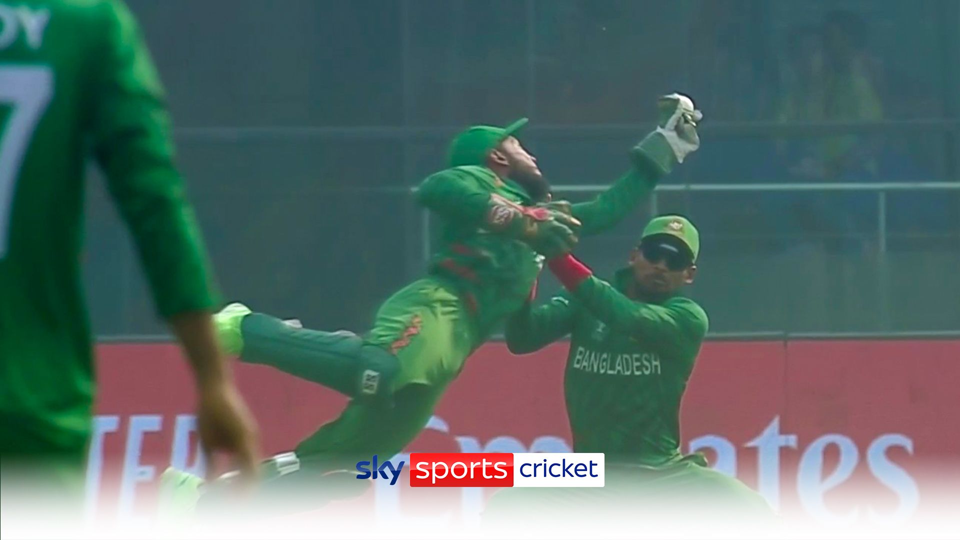 'The wicketkeeper was flying!' | Mushfiqur's brilliant catch