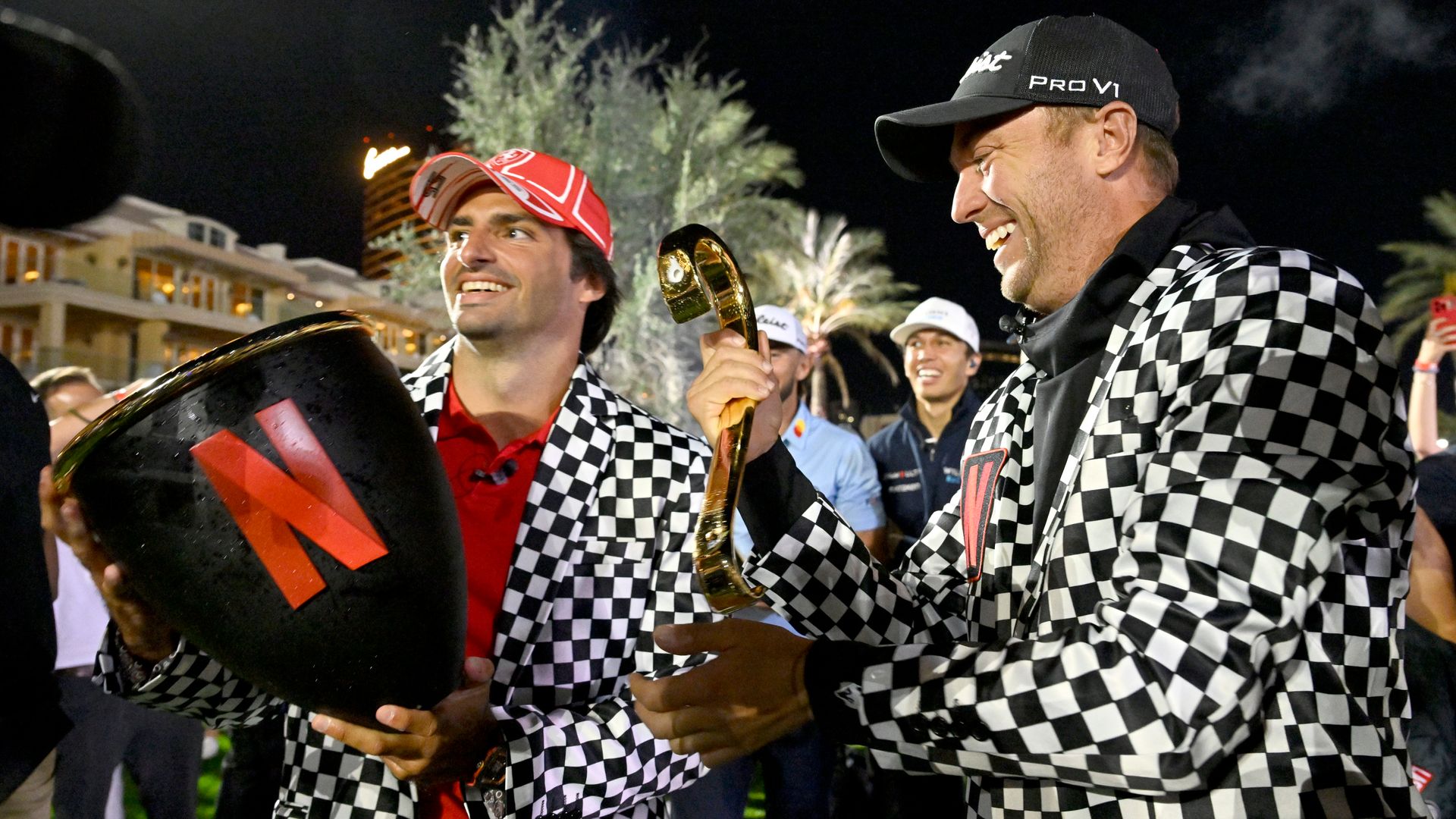 Sainz and Thomas prevail at wild Netflix Cup in Las Vegas