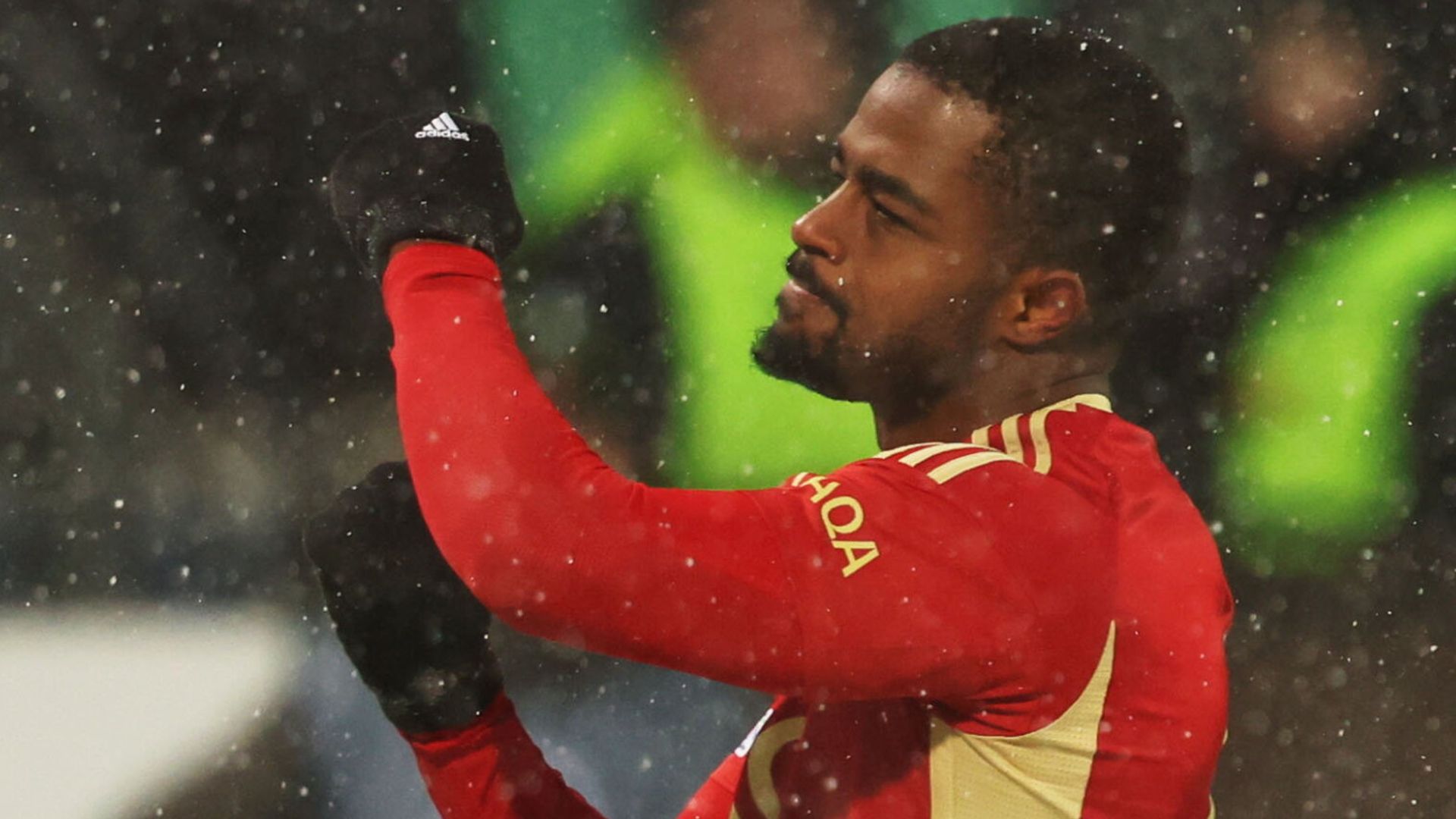 Aberdeen comeback secures draw against HJK Helsinki in snowstorm