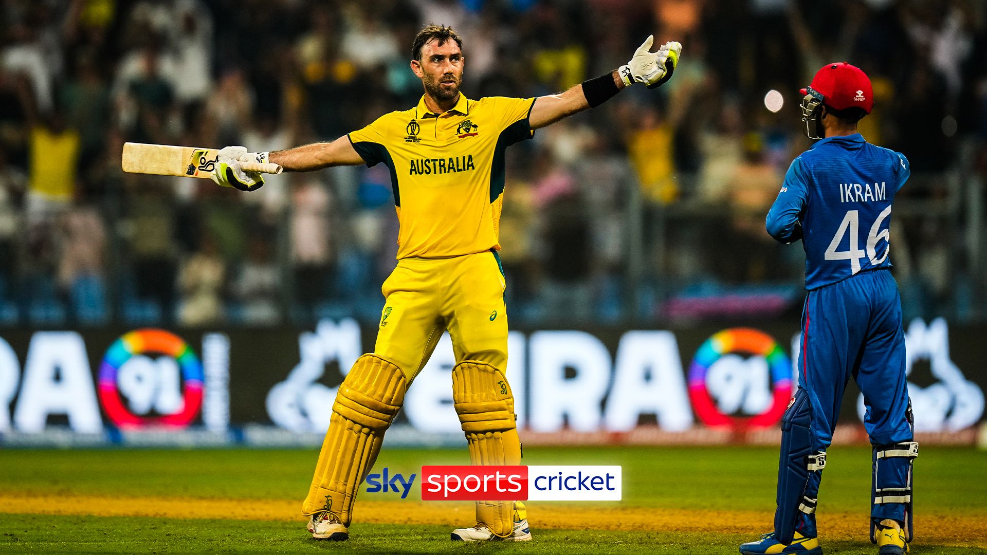 'Staggering, mind-blowing' | Maxwell masterclass steers Australia to victory