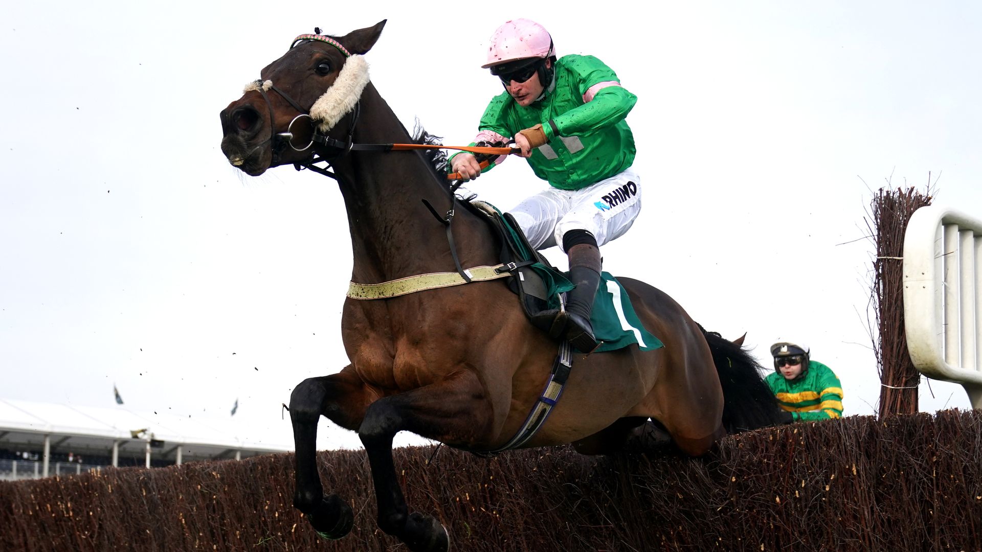 Arkle Trial drama as JPR One final-fence unseat hands Homme Public victory