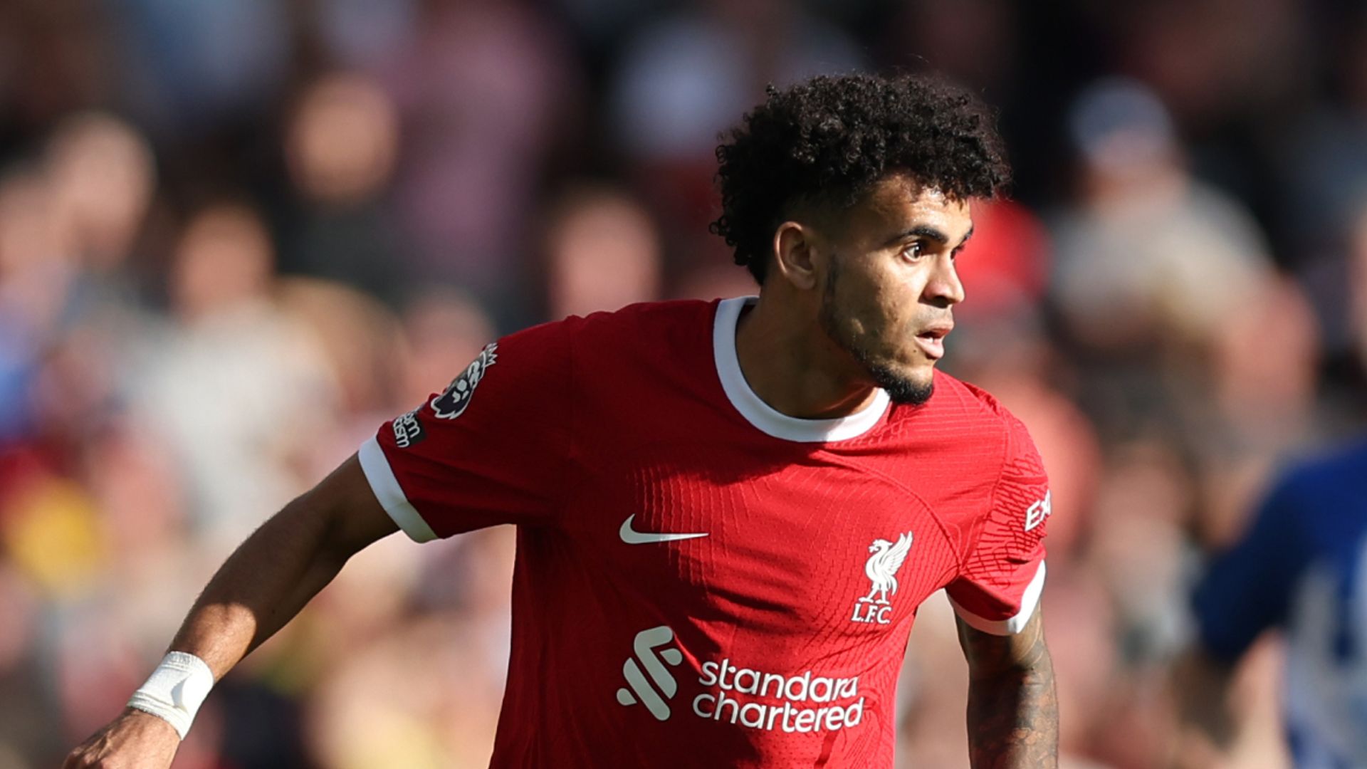 Klopp: Diaz will decide if he plays | Rebel group still holding father