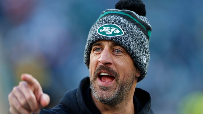 New York Jets quarterback Rodgers could return to practice in the coming weeks
