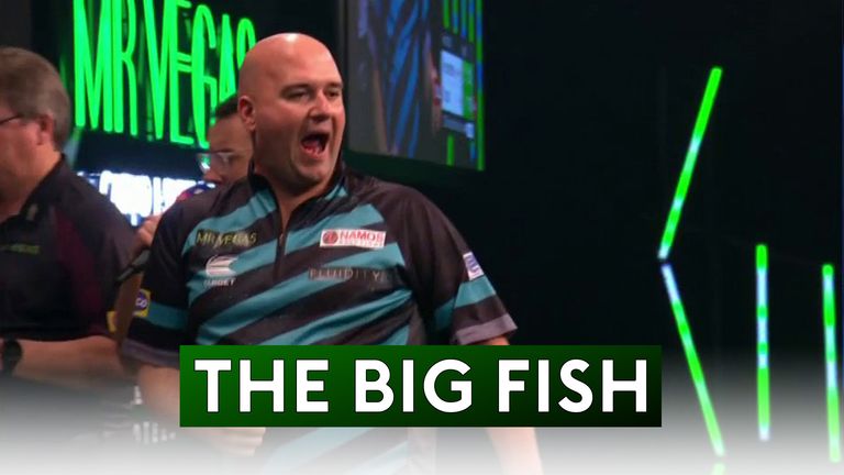 Cross reeled in this 170 checkout early on in the Grand Slam of Darts final