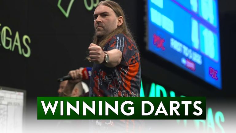 Ryan Searle sealed a brilliant comeback win over Gian van Veen by winning five straight legs