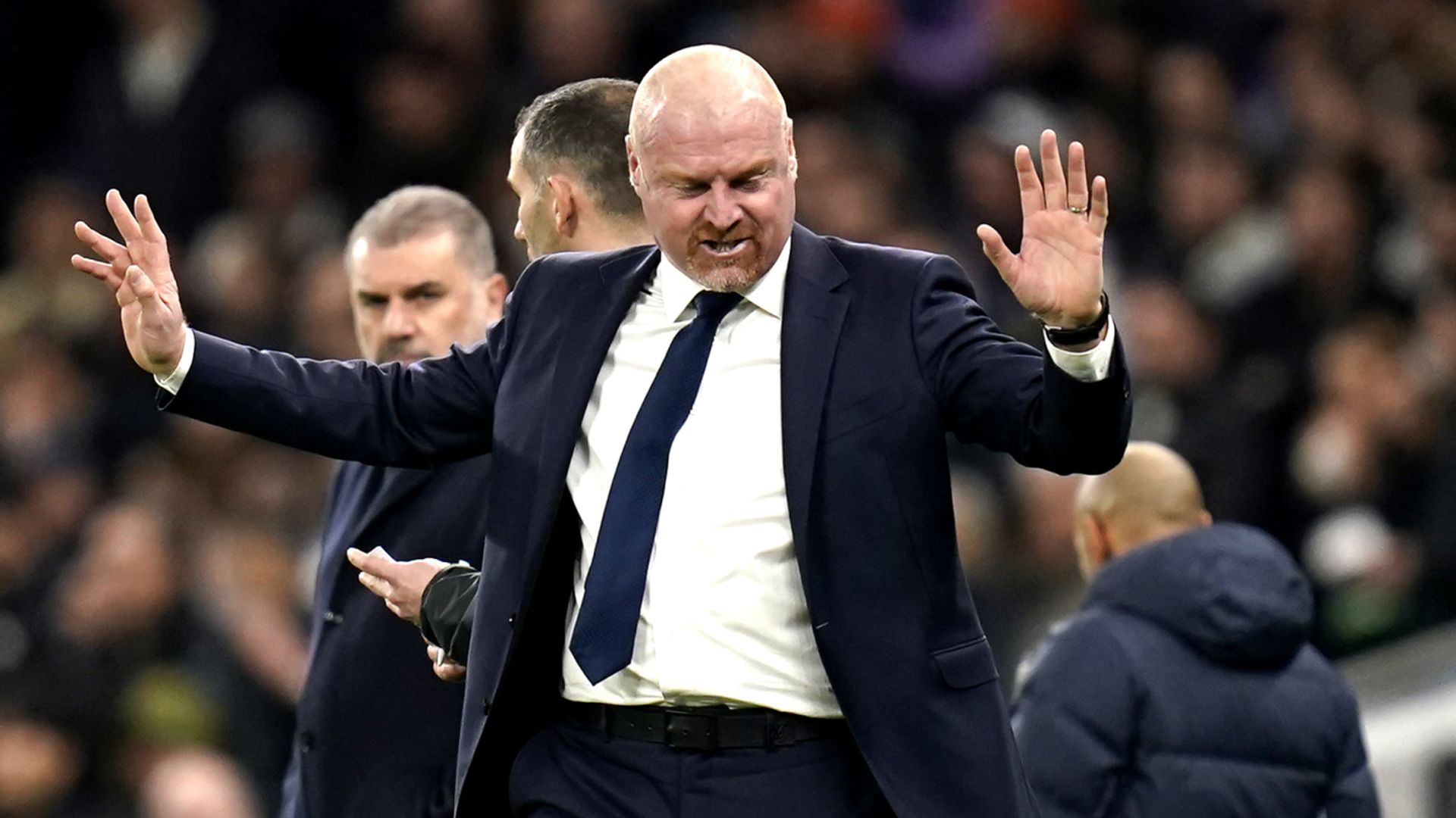Dyche: VAR re-refereed Calvert-Lewin disallowed goal | Dean: It's very soft