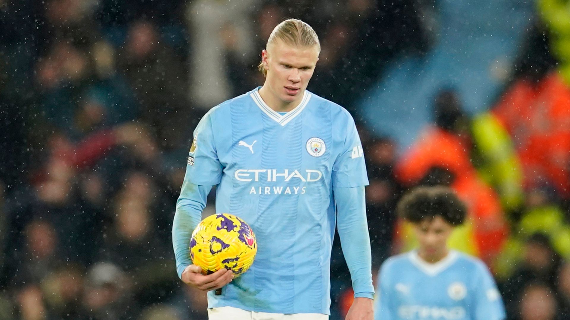 Richards: Something not right at Man City