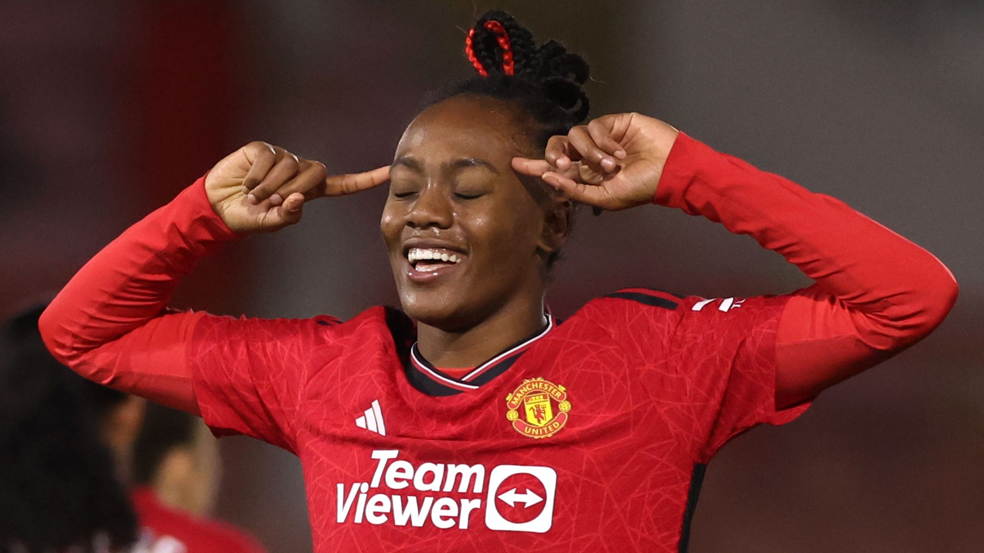 Marvellous Malard helps Man Utd to vital victory at Spurs