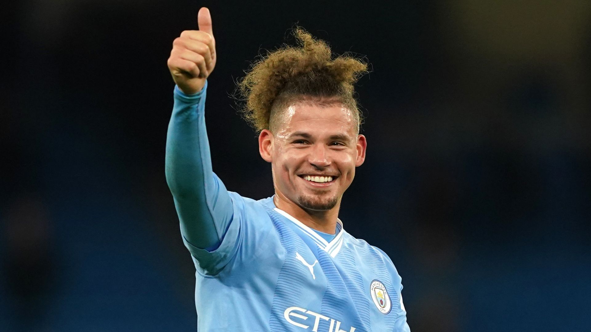 West Ham and Man City agree Phillips loan deal