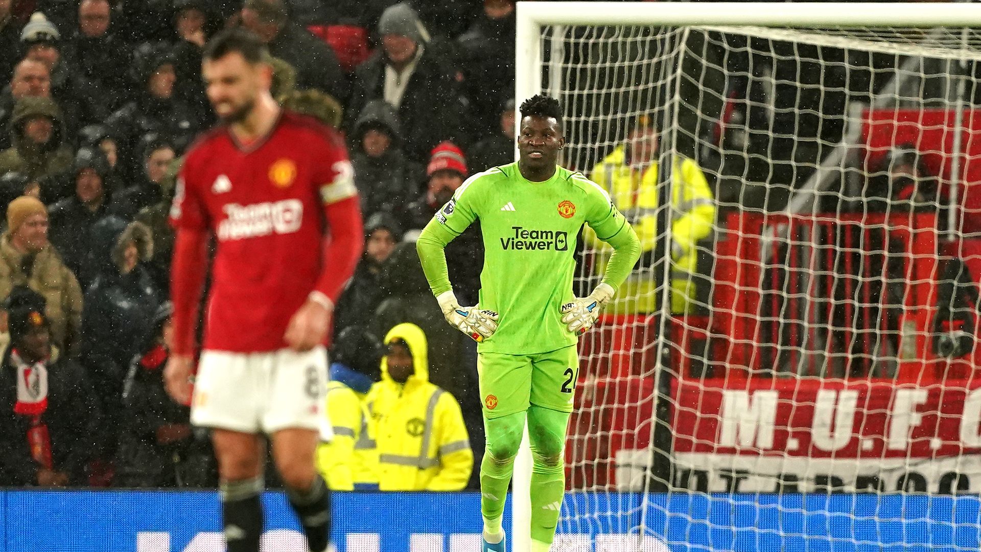 'Disastrous' defeat heaps pressure on Man Utd ahead of key week