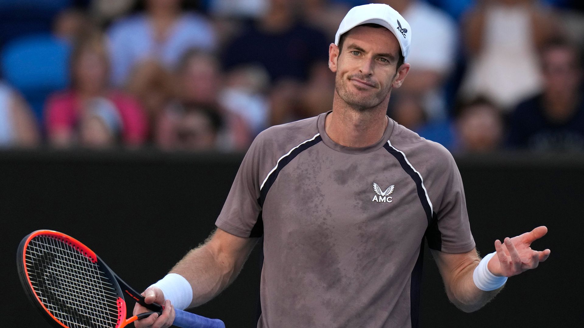 Murray suffers painful first-round exit at Australian Open