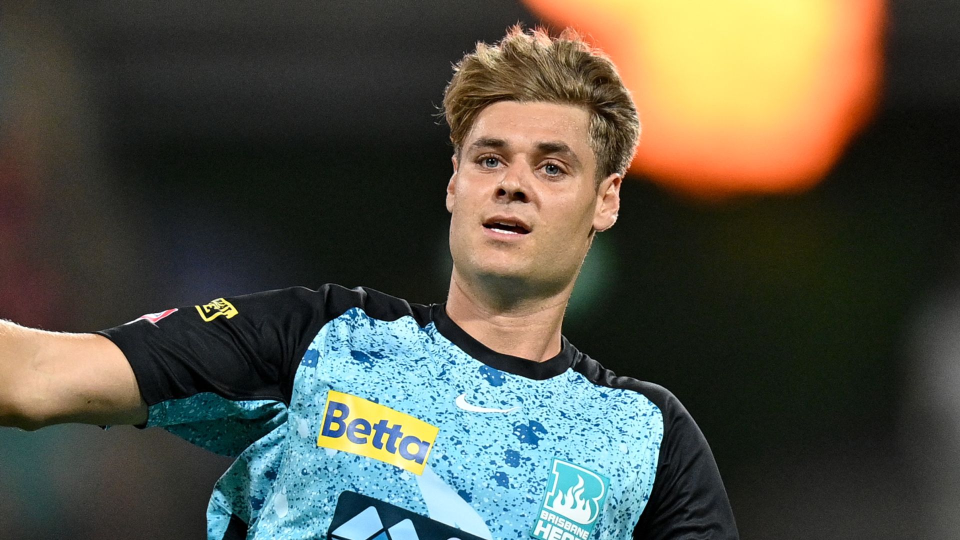 Heat hammer Sixers in final to claim Big Bash crown