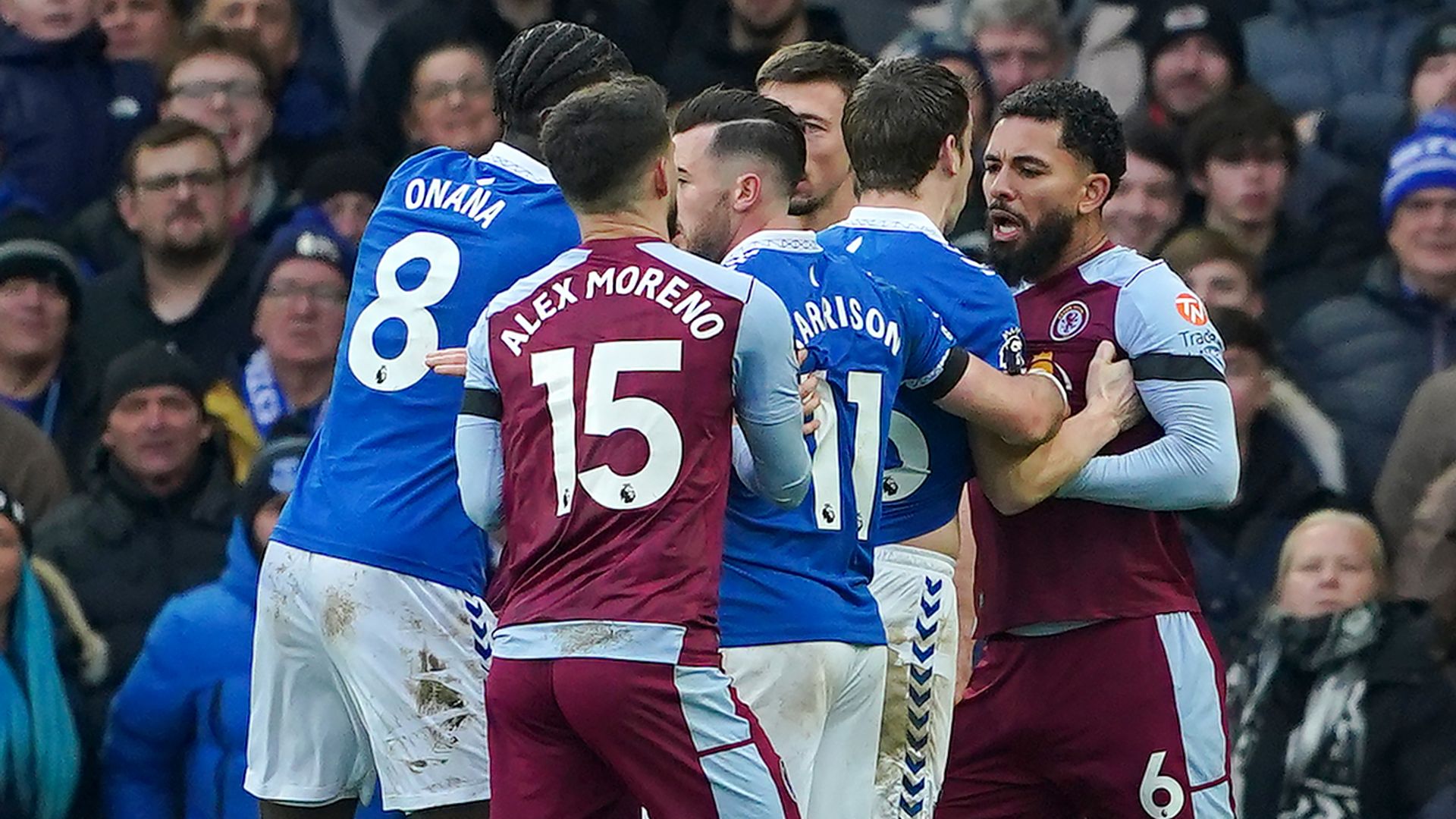 Villa miss chance to go level at top after Everton stalemate