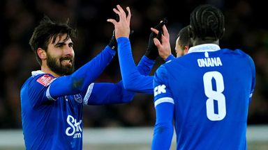 Andre Gomes scored as Everton overcame Palace