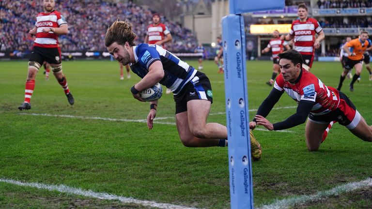 Bath's Tom de Glanville scores his first of two tries of the game against Gloucester