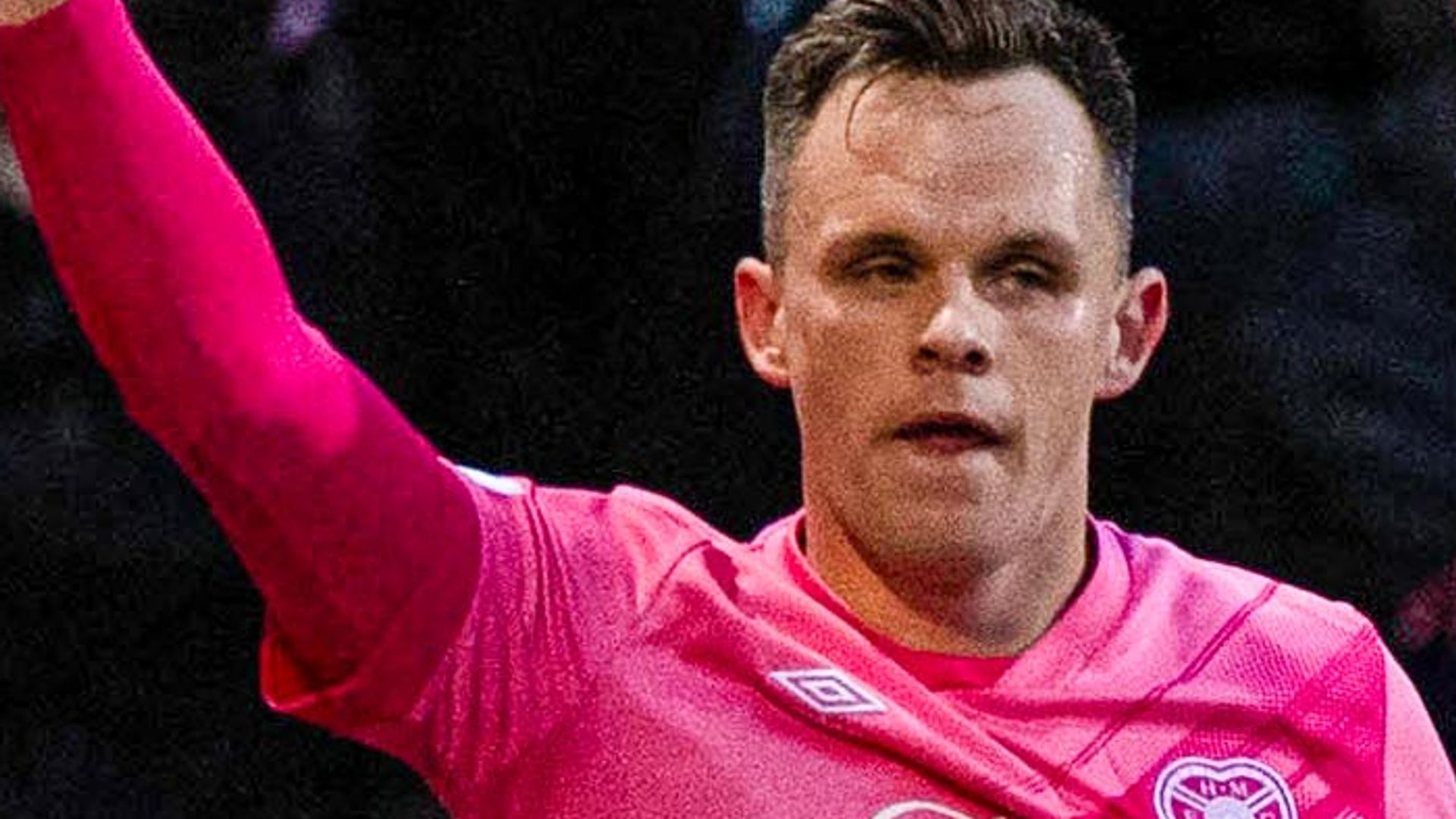 Late Shankland double earns Hearts win over Dundee