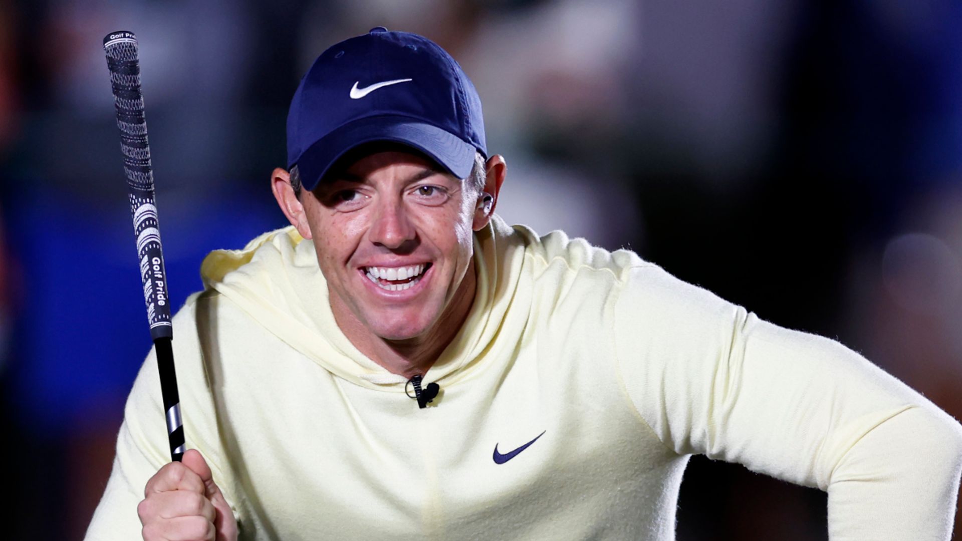 McIlroy takes nearest-the-pin challenge to win The Match