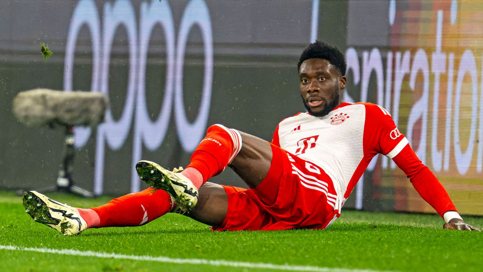 Sky exklusiv Eberl kontert DaviesBerater