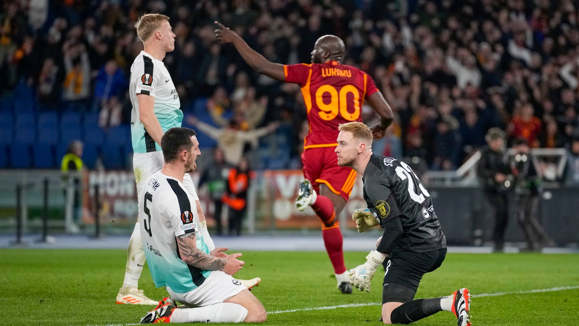 Gewinner Europa League Champions League UEFA-Preisgelder: Sieger der Champions League kann rund 90 Millionen