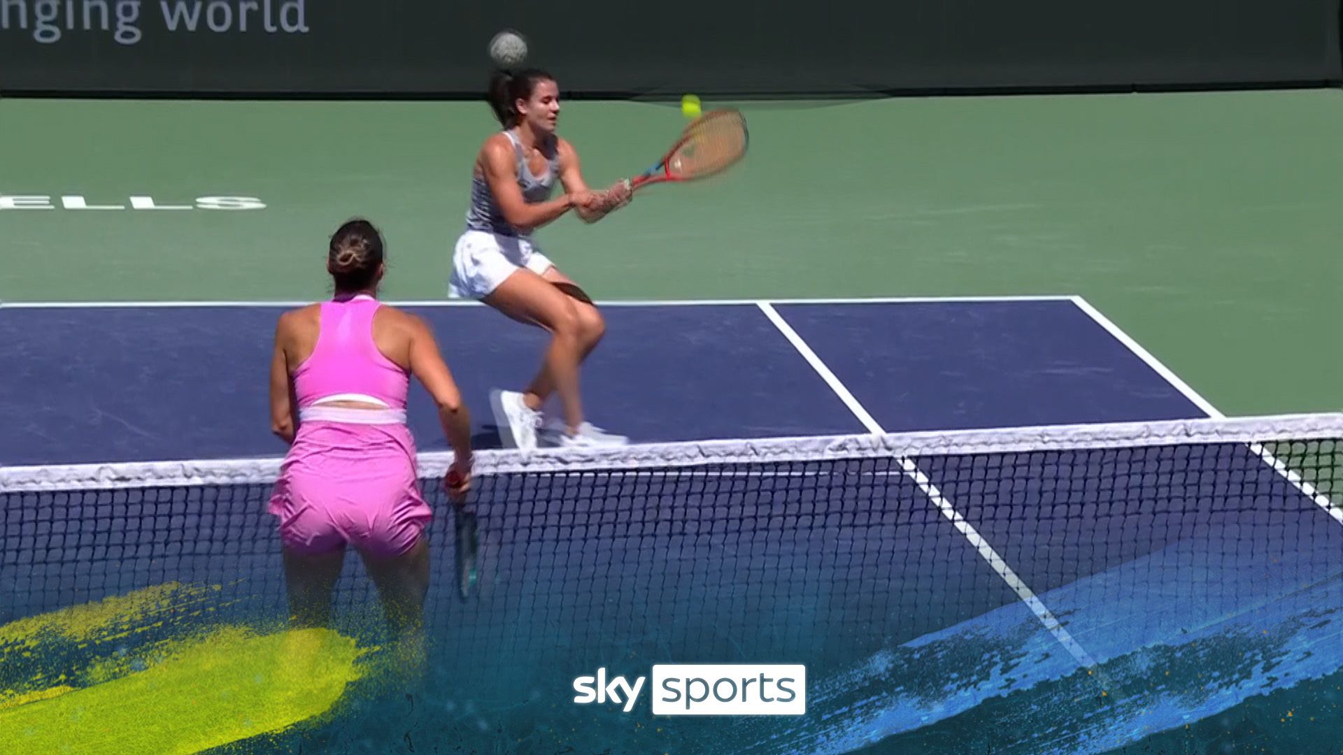Navarro and Sabalenka embody 'Tom and Jerry' in entertaining rally!