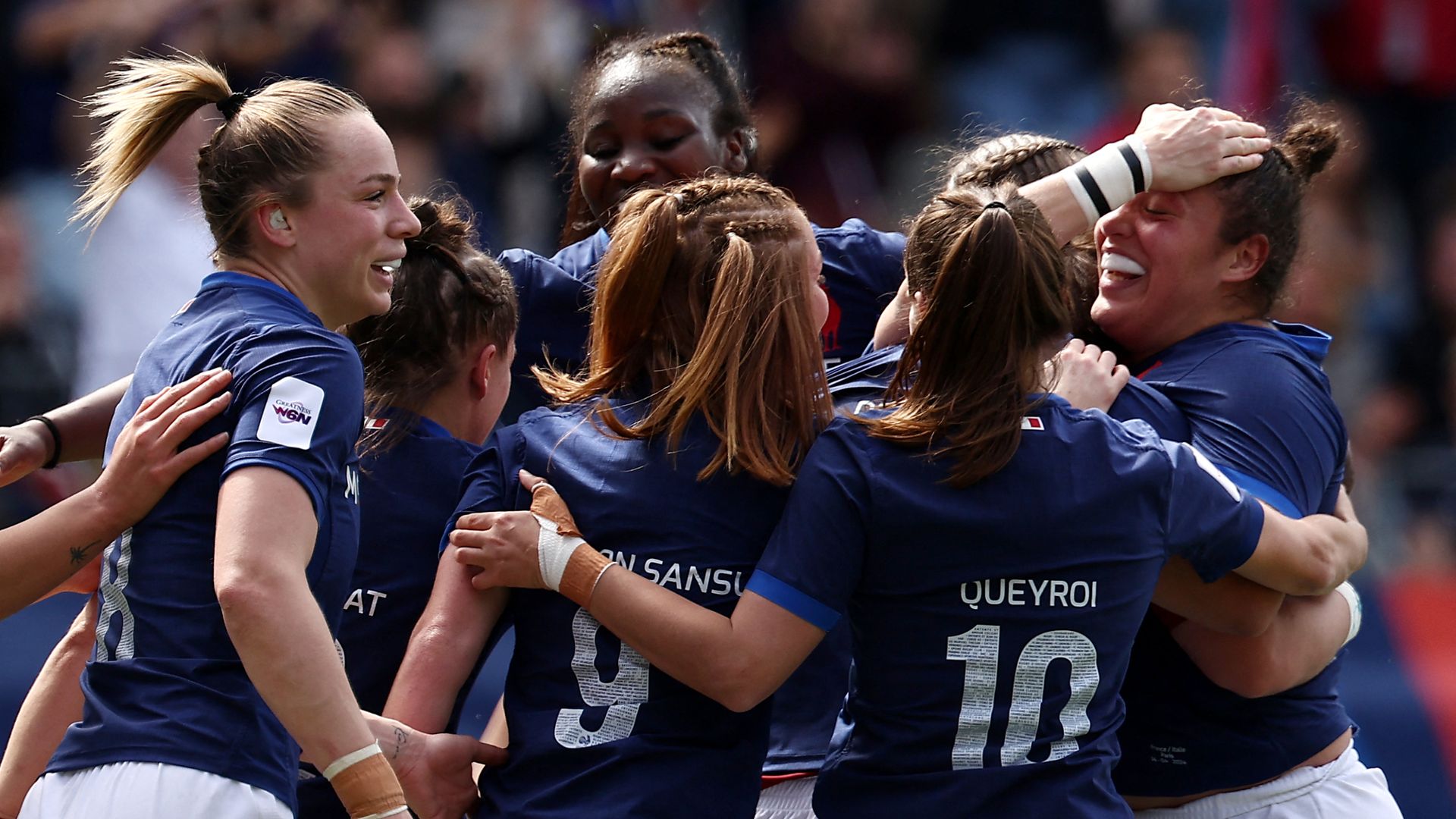 France Women put six tries past Italy in Six Nations victory
