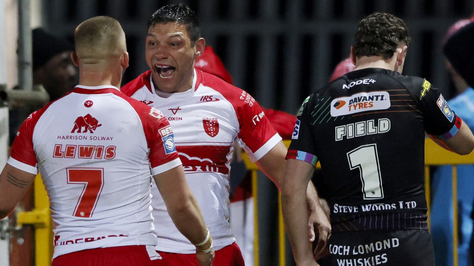 Super League reports: KR make statement vs Wigan as Leigh and Castleford win