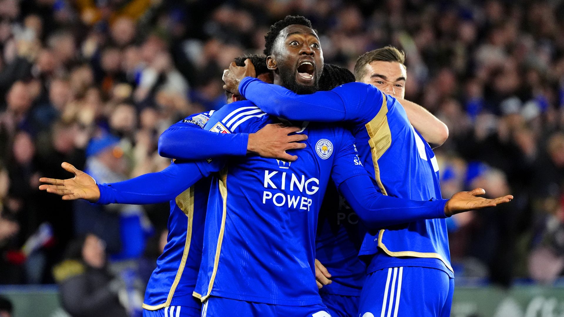 Leicester hammer Southampton 5-0 highlights