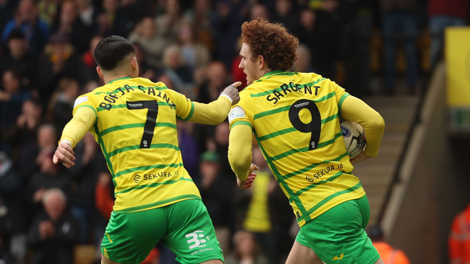 Norwich come from behind to edge closer to play-off spot