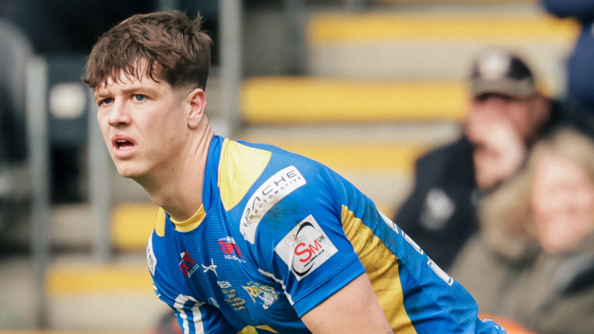 Lumb stars on debut as Leeds secure hard-fought win over Hull