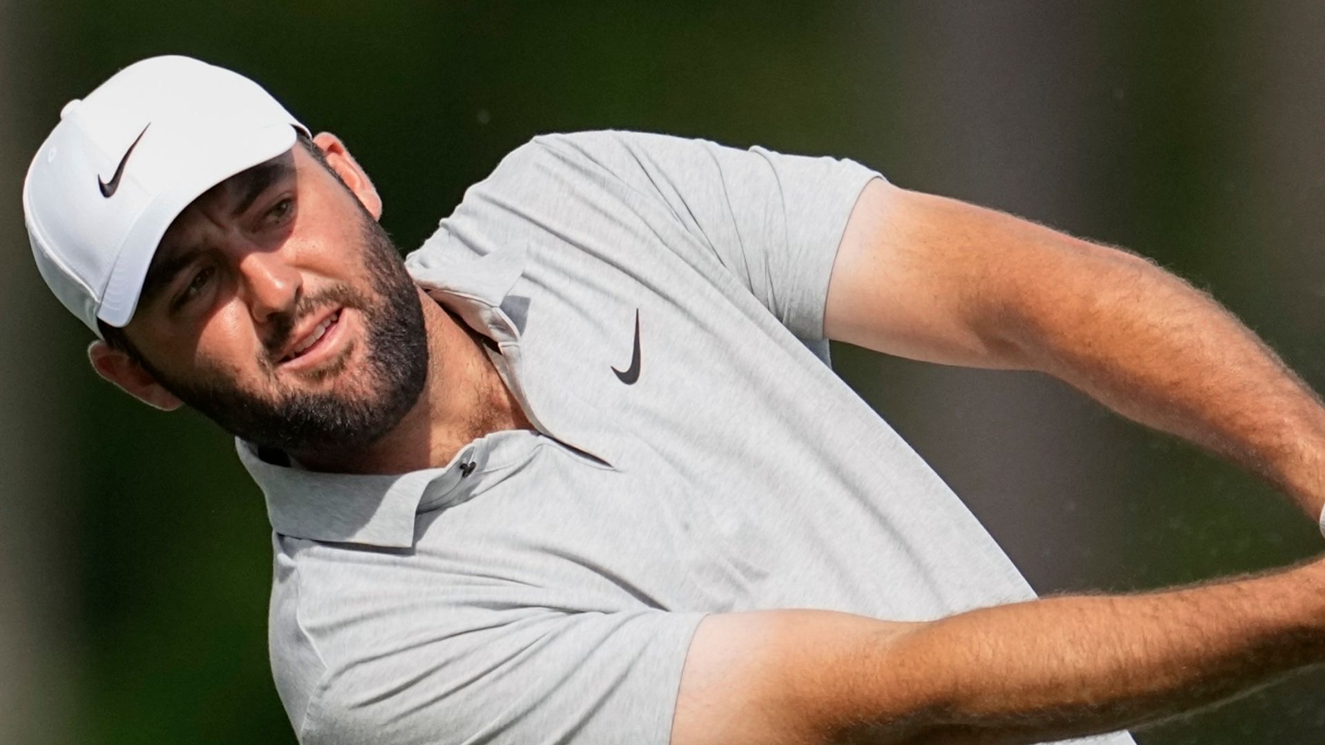 DeChambeau leads Scheffler as McIlroy makes mixed start at Augusta