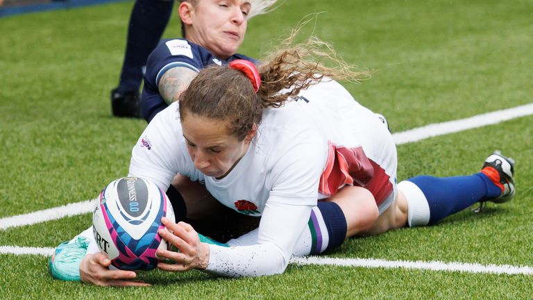 Abby Dow went over for England's second try as they got off to a brilliant start