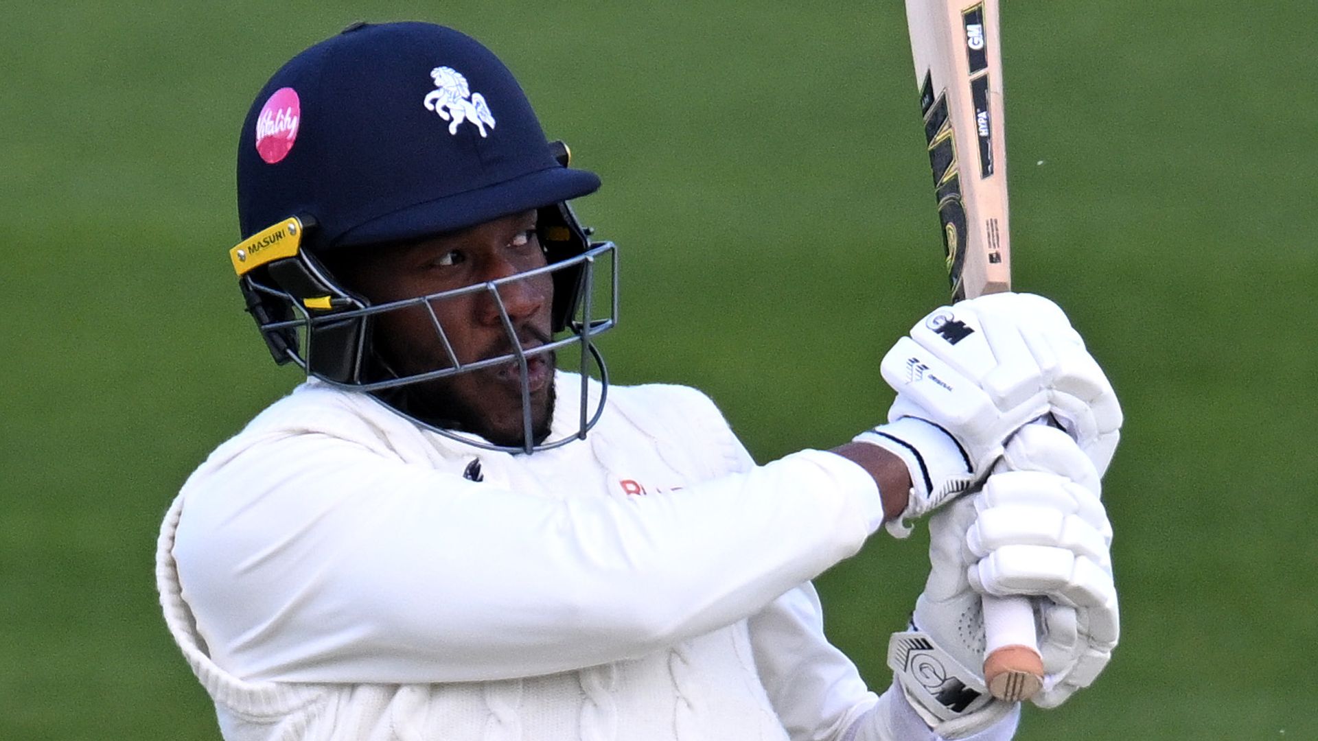 Bell-Drummond steers Kent to rare Old Trafford win over Lancs